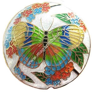 Cloisonne Round (перегородчатая эмаль). Бабочка с цветами на белом фоне, диаметр 40 мм, толщина 14 мм (за штуку)